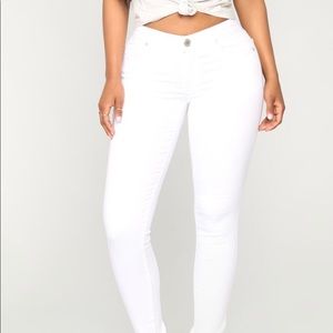 Fashion Nova back to basics white Jeans